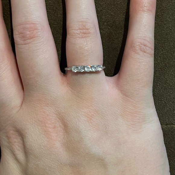 Charmed Aroma | Size 8 Ring - Picture 2 of 7